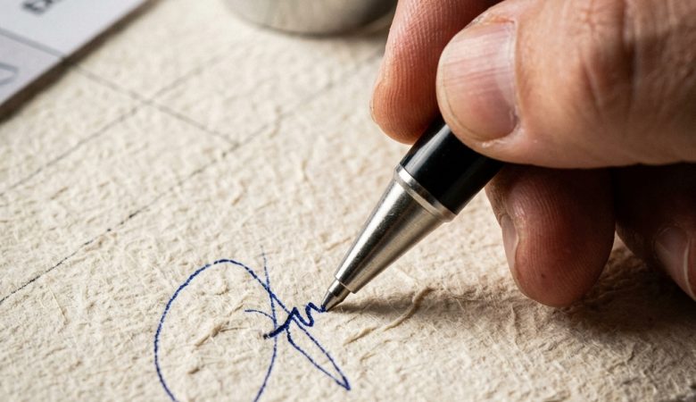 Exame Grafotécnico: Por Que É Impossível Forjar o Punho Escritor